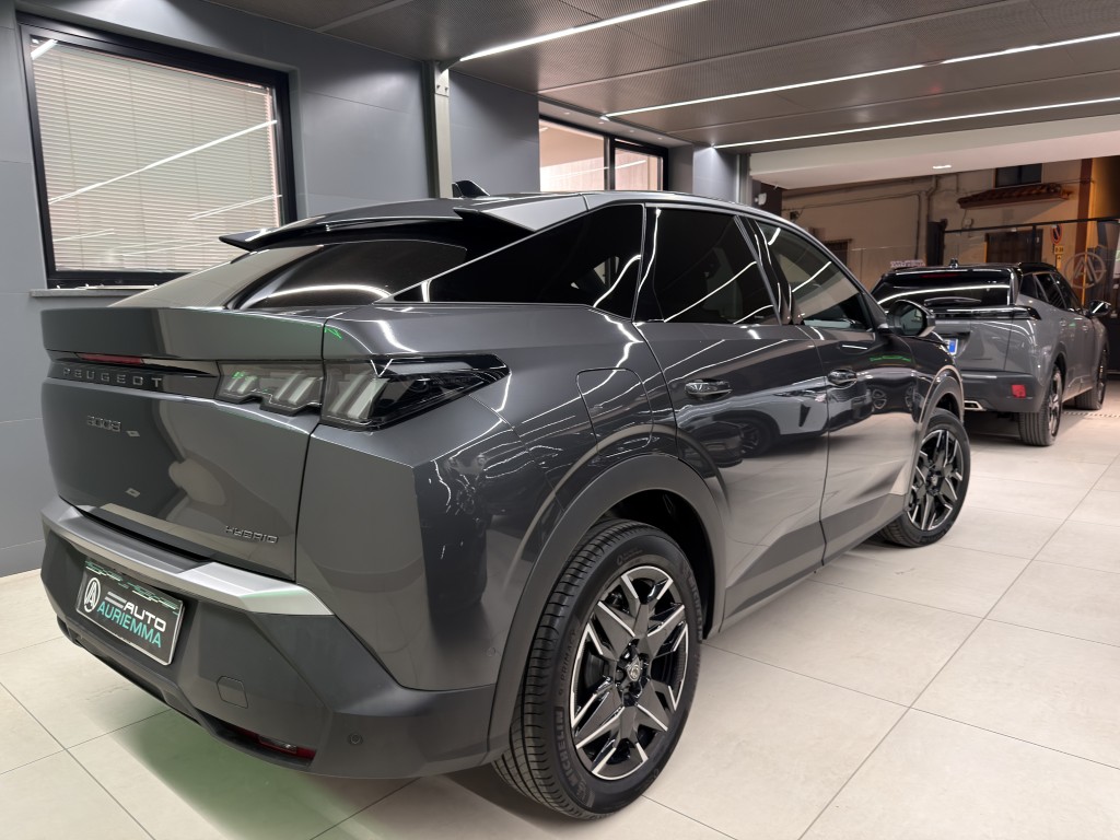 PEUGEOT 3008 1200 HYBRID 145 CV ALLURE CAMERA 360